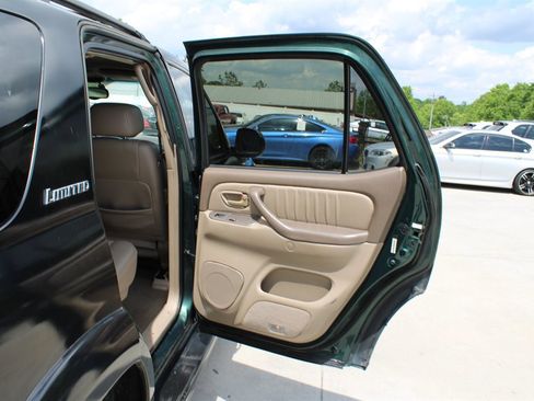 Used 2003 Toyota Sequoia Limited image 29