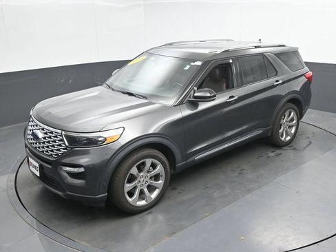 Used 2020 Ford Explorer Platinum w/ Premium Technology Package AWD/4WD image 36