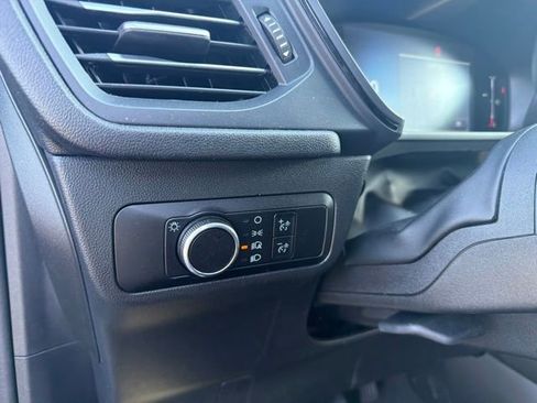 Used 2025 Ford Escape ST-Line FWD image 27