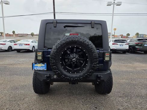 Used 2013 Jeep Wrangler Unlimited Sport AWD/4WD image 4