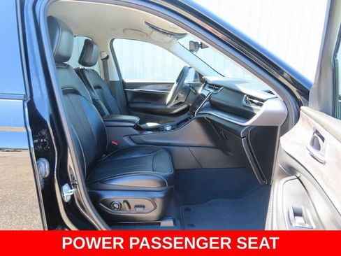 Used 2023 Jeep Grand Cherokee Limited w/ Luxury Tech Group II AWD/4WD image 26