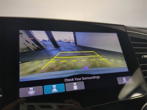 Used 2022 Honda Pilot Sport image 24