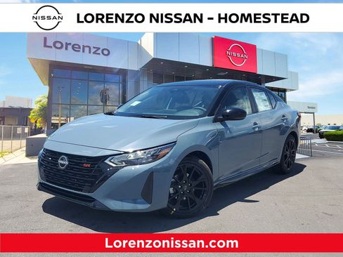 New 2025 Nissan Sentra SR w/ Midnight Edition image 1