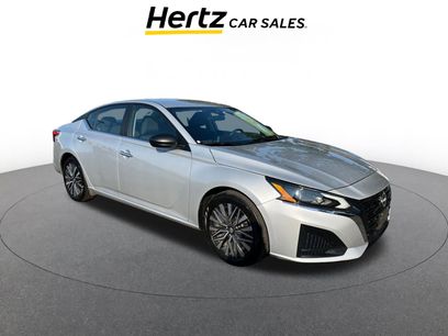 Used 2024 Nissan Altima 2.5 SV