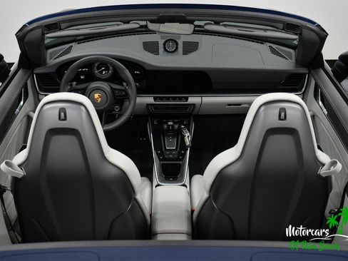 Used 2022 Porsche 911 Turbo S image 11