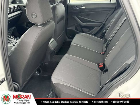 Used 2026 Volkswagen Jetta Sport FWD image 9