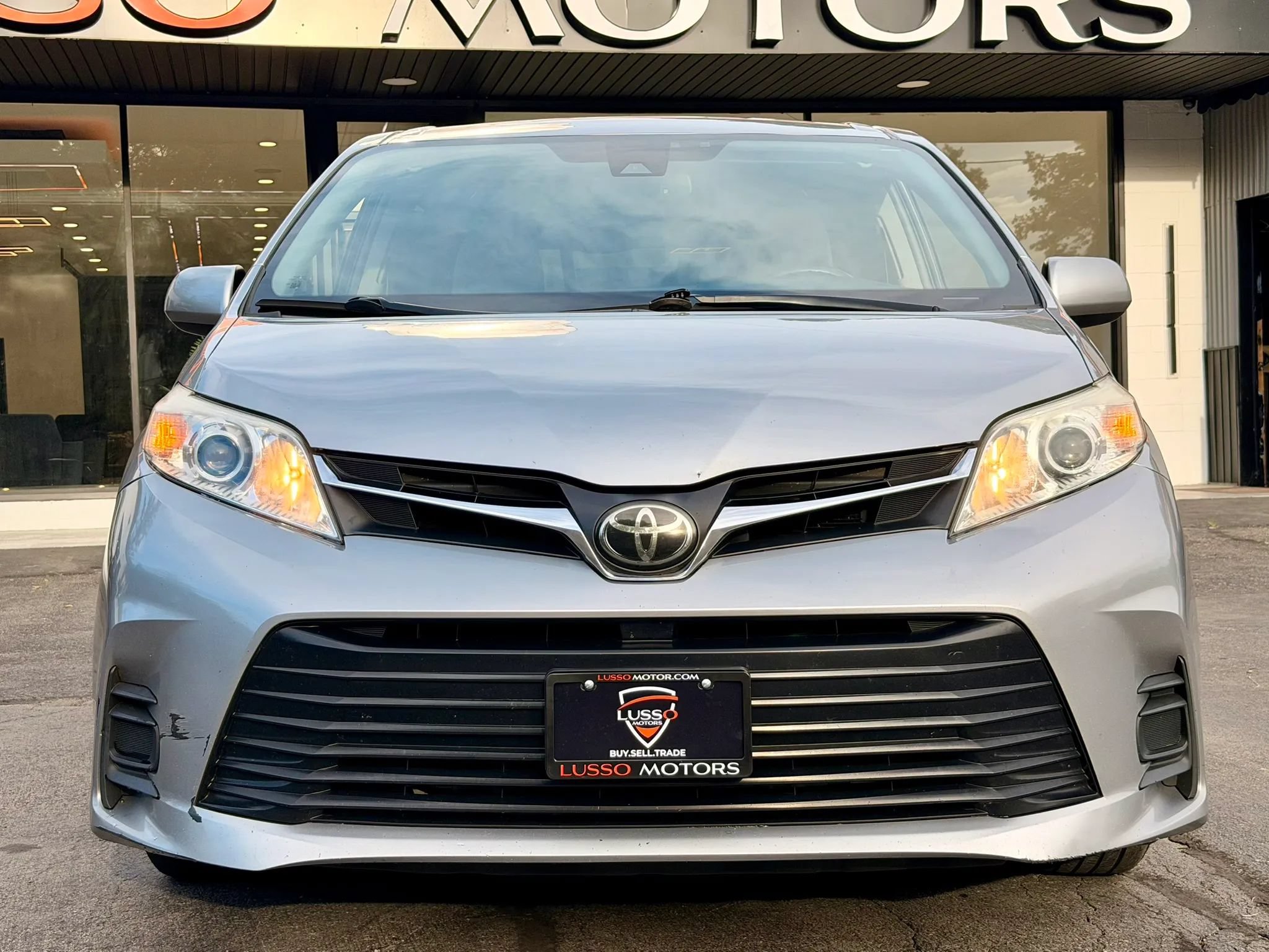 Used 2018 Toyota Sienna LE FWD image 10