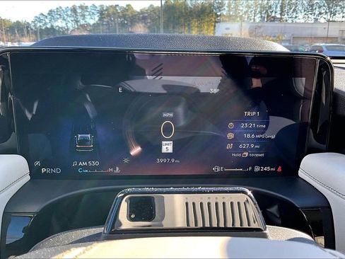 Used 2025 Lincoln Aviator Reserve w/ Equipment Group 201A image 20