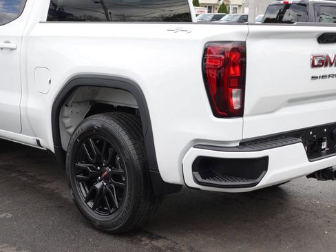 Used 2023 GMC Sierra 1500 Elevation image 9