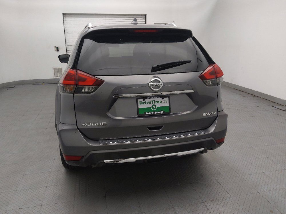 Used 2018 Nissan Rogue SV w/ Premium Package AWD/4WD image 6