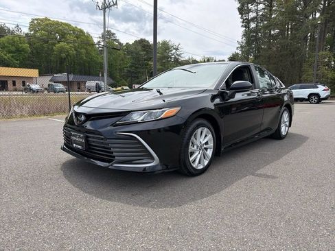Used 2024 Toyota Camry LE FWD image 2
