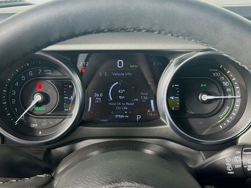 Used 2023 Jeep Wrangler Unlimited w/ Cold Weather Group image 16