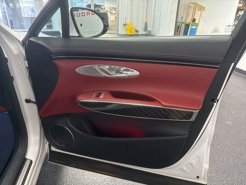 Used 2023 Genesis GV70 3.5T Sport w/ Sport Prestige Package image 36