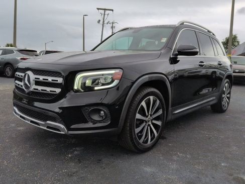 Used 2021 Mercedes-Benz GLB 250 image 8