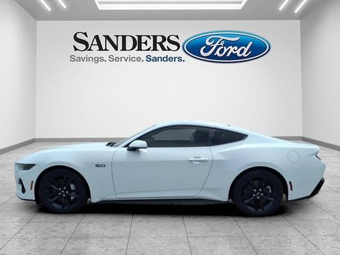 Used 2026 Ford Mustang GT RWD image 3