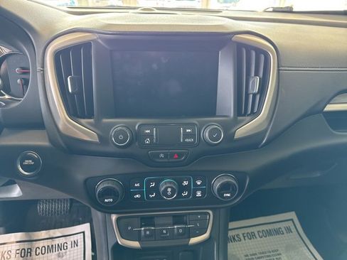 Used 2023 GMC Terrain Denali image 12