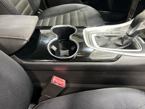 Used 2014 Ford Fusion SE image 35