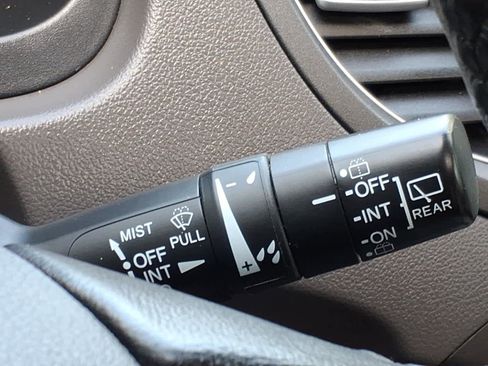 Used 2013 Honda CR-V EX-L image 27