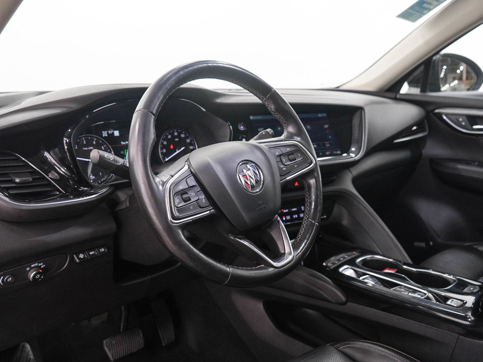 Used 2021 Buick Envision Essence w/ Technology Package I AWD/4WD image 26