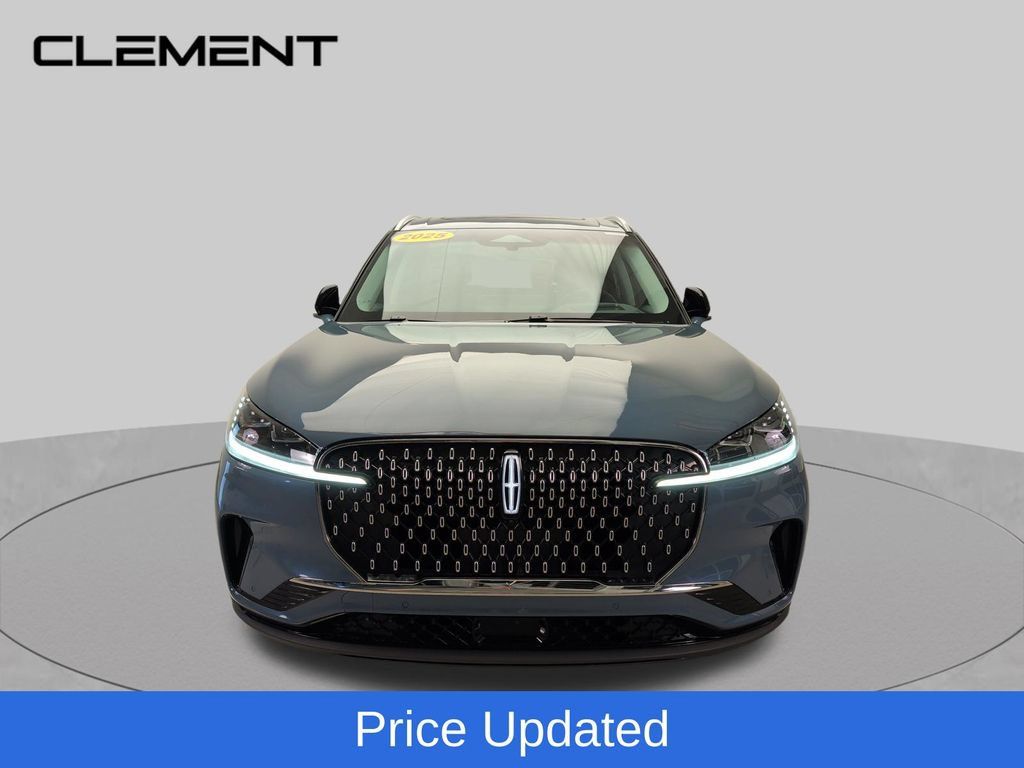 Used 2025 Lincoln Aviator Reserve w/ Equipment Group 201A AWD/4WD image 10