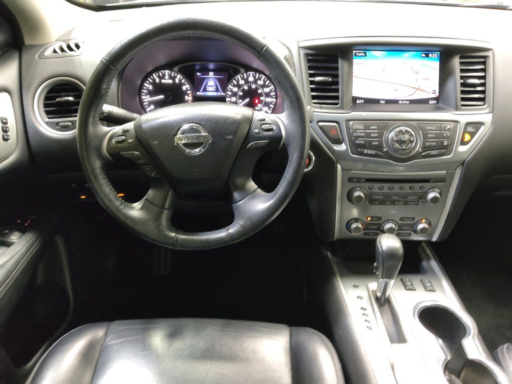 Used 2020 Nissan Pathfinder SL FWD image 22