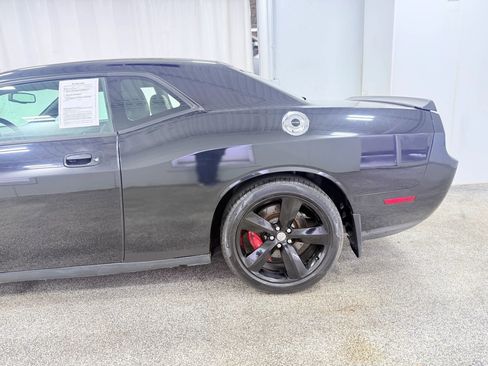 Used 2009 Dodge Challenger SRT8 w/ SRT Option Group II image 5