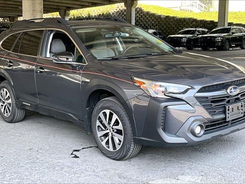 Certified 2024 Subaru Outback Premium AWD/4WD image 18