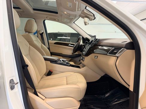 Used 2018 Mercedes-Benz GLE 350 image 26