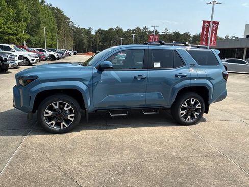 New 2026 Toyota 4Runner TRD Sport RWD image 2