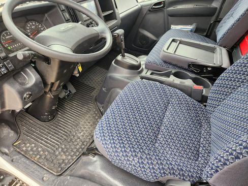 New 2025 Chevrolet Low Cab Forward 5500XG image 4