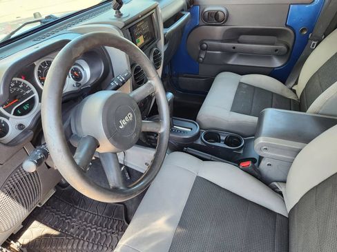 Used 2010 Jeep Wrangler Unlimited Sport AWD/4WD image 7