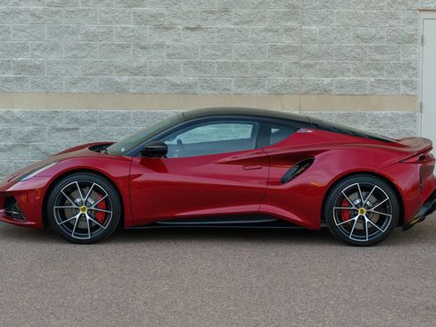 Used 2025 Lotus Emira RWD image 25