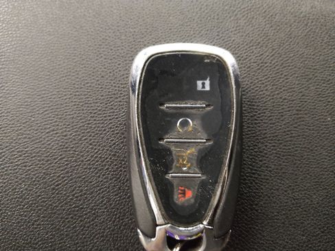 Used 2019 Chevrolet Equinox LT FWD image 32