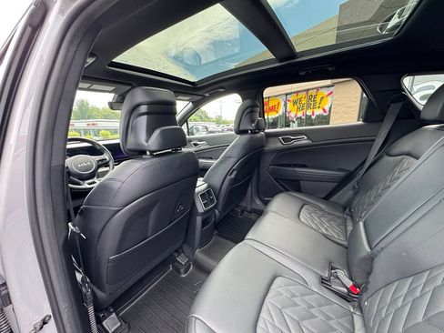 Used 2023 Kia Sportage X-Line w/ X-Line Premium Package AWD/4WD image 10