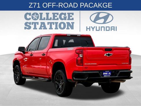 Used 2023 Chevrolet Silverado 1500 Custom Trail Boss w/ LPO, Dark Essentials Package image 8