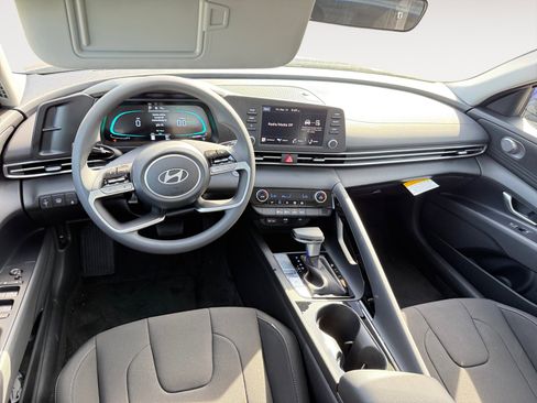 New 2026 Hyundai Elantra Blue image 15