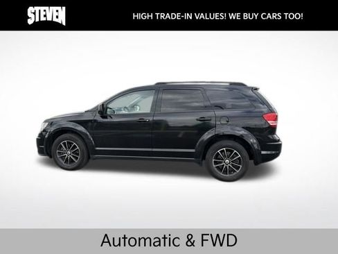 Used 2018 Dodge Journey SE w/ Connectivity Group FWD image 3