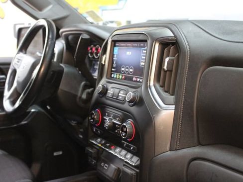 Used 2021 Chevrolet Silverado 1500 LT Trail Boss w/ Convenience Package II AWD/4WD image 10