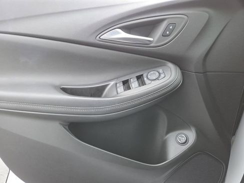 Used 2024 Buick Encore GX Sport Touring image 31