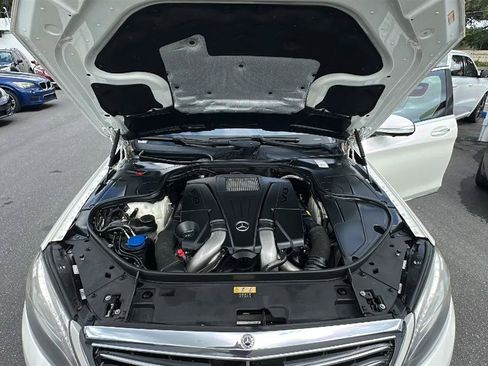 Used 2017 Mercedes-Benz S 550 Sedan image 34