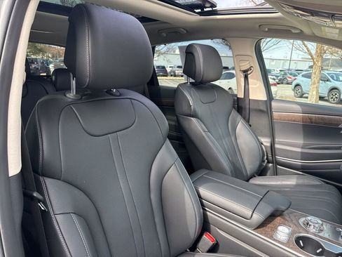 Used 2025 Genesis GV80 2.5T Advanced image 36