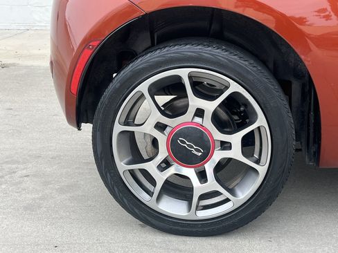 Used 2015 FIAT 500 Pop FWD image 11