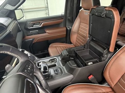 Used 2024 GMC Sierra 1500 Denali Ultimate image 24
