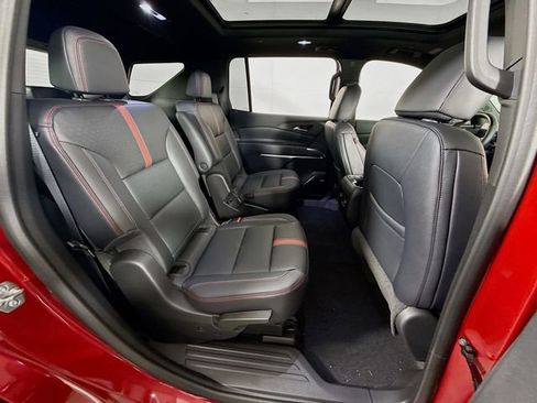 New 2026 Chevrolet Traverse RS AWD/4WD image 32