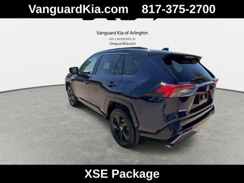 Used 2021 Toyota RAV4 XSE AWD/4WD image 7
