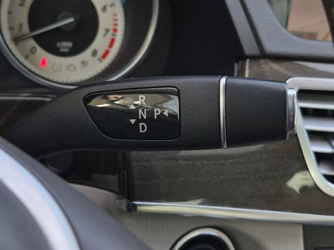 Used 2014 Mercedes-Benz E 350 Sedan image 22