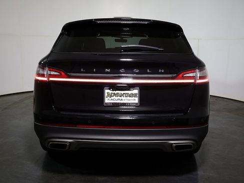 Used 2023 Lincoln Nautilus Reserve w/ Luxury Package AWD/4WD image 10