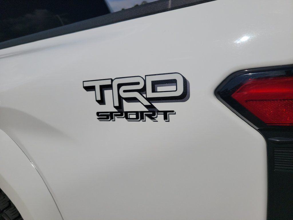 Used 2024 Toyota Tacoma TRD Sport AWD/4WD image 10