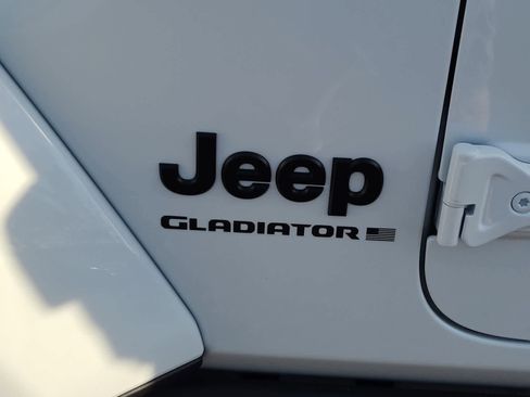 New 2026 Jeep Gladiator Sport image 15
