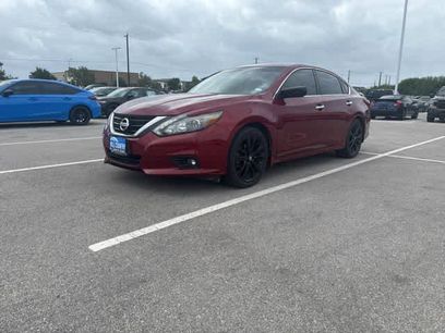 Used 2017 Nissan Altima 2.5 SR w/ Midnight Edition Package